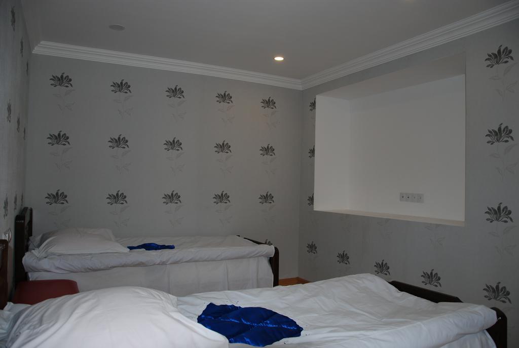 מסטיה Keti Pilpani Guesthouse מראה חיצוני תמונה