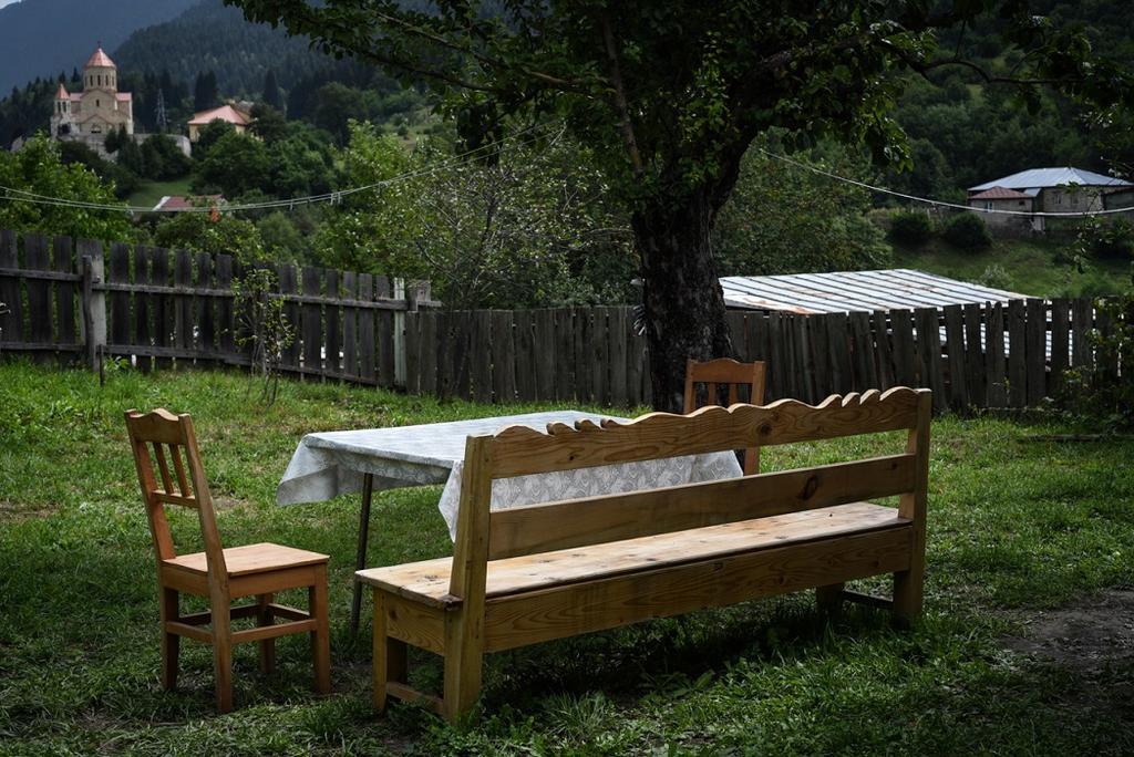 מסטיה Keti Pilpani Guesthouse מראה חיצוני תמונה