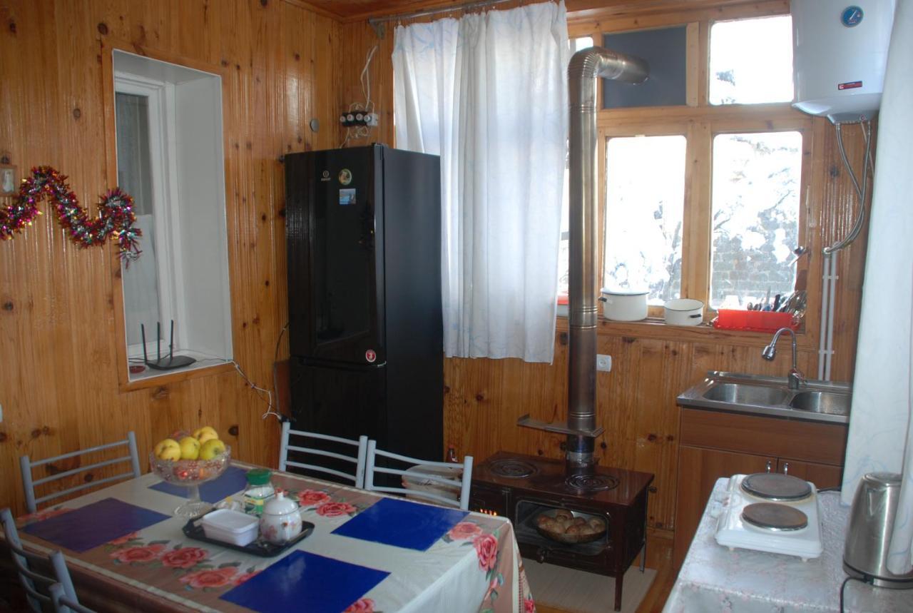 מסטיה Keti Pilpani Guesthouse מראה חיצוני תמונה